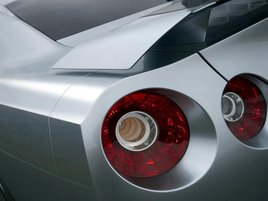 Детали экстерьера Nissan GT-R Proto Concept 2001 года  (фото 15 из 51)
